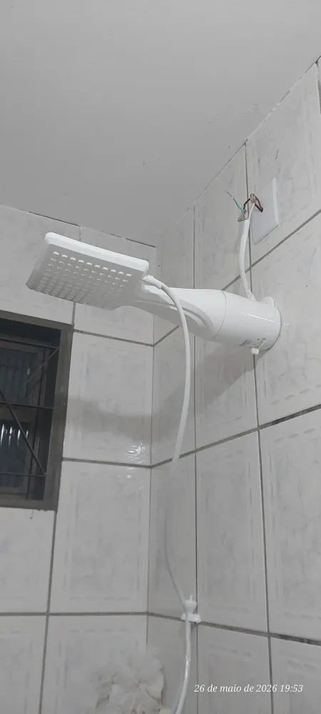 Chuveiro elétrico Lorenzetti Multitemperaturas Loren Shower branco 7.5kW 10