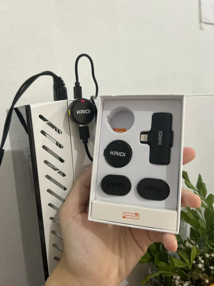 Microfone Sem Fio Lapela KAIDI KMF4-A Imã Duplo Anti Ruído para Iphone 11 12 13 14 8