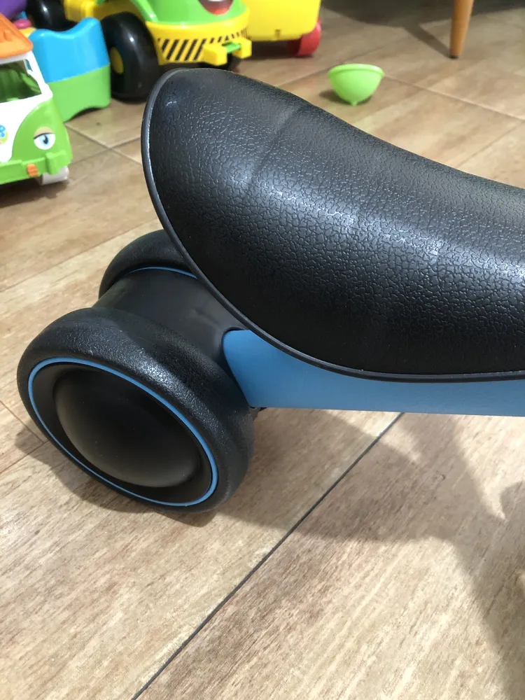 Bicicleta De Equilíbrio 4 Rodas Buba Retro Sem Pedal Cinza 15
